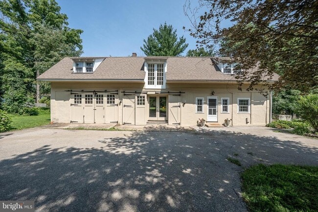 property at 504 Harriton Rd