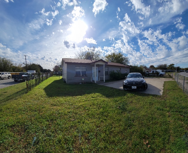 property at 5248 E Berry St