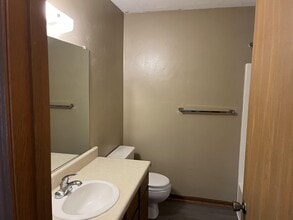 122 Burke Ave in Holland, MI - Building Photo - Building Photo