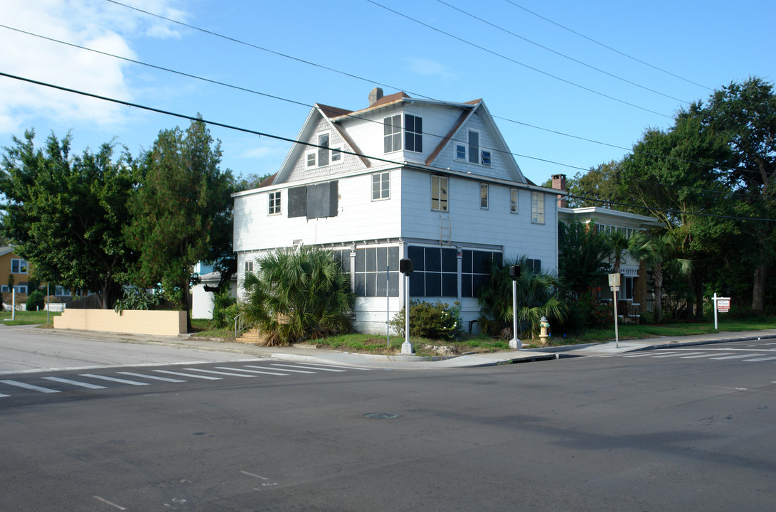 364 8th St N in St. Petersburg, FL - Building Photo