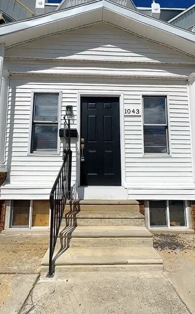 property at 1043 S 54th St