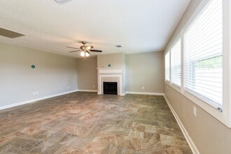 2014 Harbour Cove Dr in Seabrook, TX - Building Photo - Building Photo