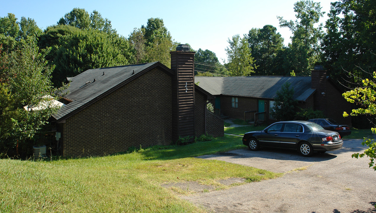 2804 Seclusion Ct in Raleigh, NC - Building Photo