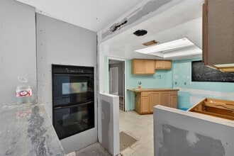 260 13th St N in St. Petersburg, FL - Building Photo - Building Photo