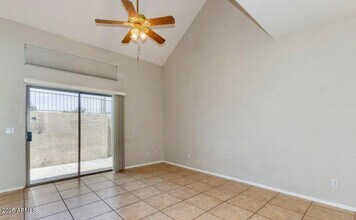 2027 E University Dr in Tempe, AZ - Building Photo - Building Photo