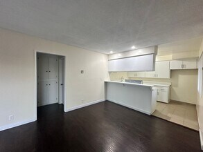 3417 2nd St in Long Beach, CA - Building Photo - Building Photo
