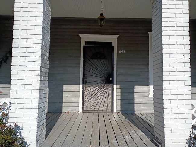 1081 Arlington Ave SW in Atlanta, GA - Building Photo - Building Photo