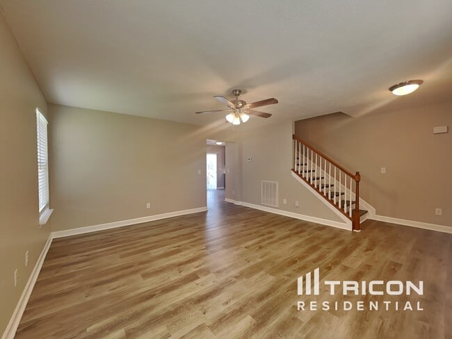 312 W Winterberry Trail in White House, TN - Building Photo - Building Photo