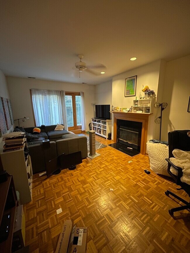 4237 N Kenmore Ave in Chicago, IL - Building Photo - Building Photo