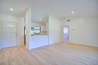 220 Rhapsody Ave in Lake Placid, FL - Building Photo - Building Photo