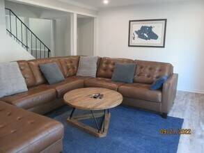4518 Squiredale Square in Alexandria, VA - Building Photo - Building Photo