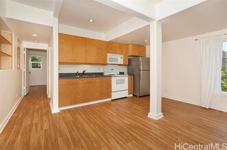 1609 Iwi Way in Honolulu, HI - Building Photo - Building Photo