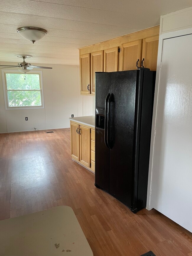 404 Cherry St in Lochbuie, CO - Foto de edificio - Building Photo