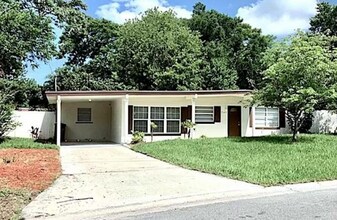 702 Malcom Rd in Ocoee, FL - Building Photo - Building Photo