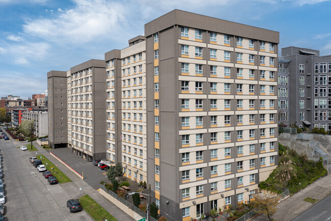 Denny Terrace in Seattle, WA - Foto de edificio - Primary Photo