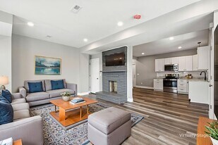 166-170-170 Dakota Ave in Columbus, OH - Building Photo