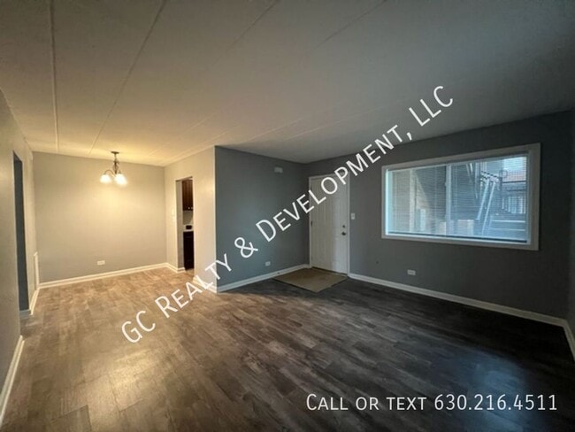 324 Wilson Ave in West Chicago, IL - Building Photo - Building Photo
