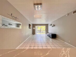 1801 NW 75th Ave in Plantation, FL - Building Photo - Building Photo