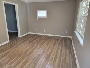 103 Hadley Dr in Humboldt, TN - Building Photo - Building Photo