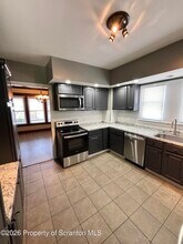 1418 Grove St in Moosic, PA - Building Photo - Building Photo