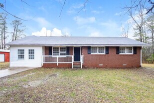 2599 GA-85 in Senoia, GA - Building Photo