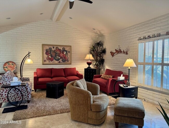 4800 N 68th St in Scottsdale, AZ - Foto de edificio - Building Photo