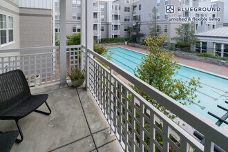 3901 Lick Mill Blvd in Santa Clara, CA - Building Photo - Building Photo