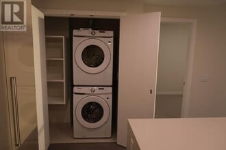 2108 Gilmore Ave in Burnaby, BC - Building Photo - Building Photo