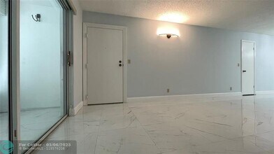 6443 Bay Club Dr in Fort Lauderdale, FL - Building Photo - Building Photo
