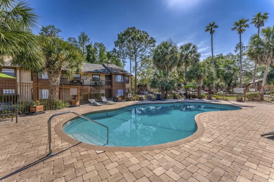 Cypress Trail Apartments in New Port Richey, FL - Foto de edificio