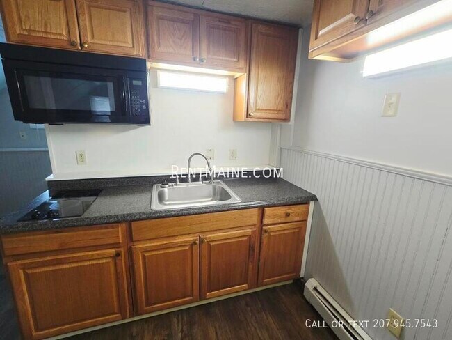 18 Main Rd in Holden, ME - Building Photo - Building Photo