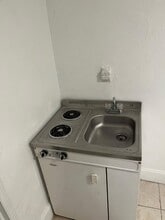 331 51st St Ct W in Palmetto, FL - Foto de edificio - Building Photo