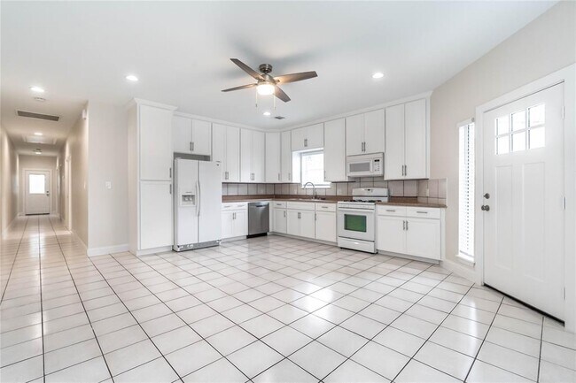 1110 Ryon St in Houston, TX - Building Photo - Building Photo