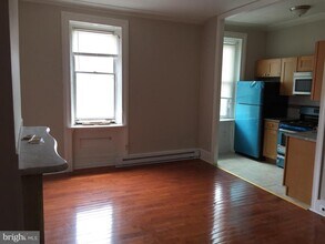 1945 Poplar St in Philadelphia, PA - Building Photo - Building Photo