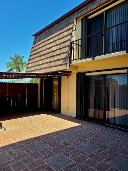 property at 912 Springdale Cir