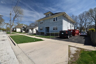 545 Hammond Ave in Aurora, IL - Building Photo - Building Photo
