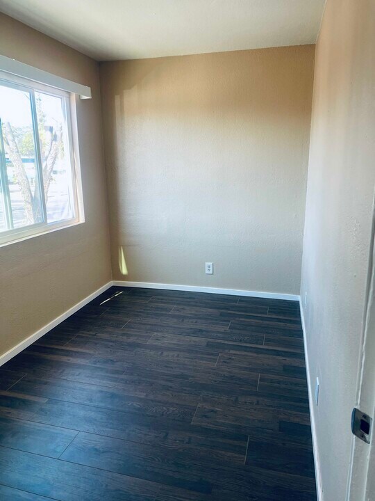 2124 90th Ave in Oakland, CA - Building Photo