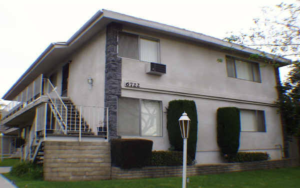 6722 Pickering Ave in Whittier, CA - Foto de edificio