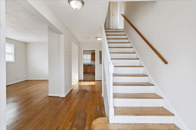 901 Old Buckroe Rd in Hampton, VA - Building Photo - Building Photo