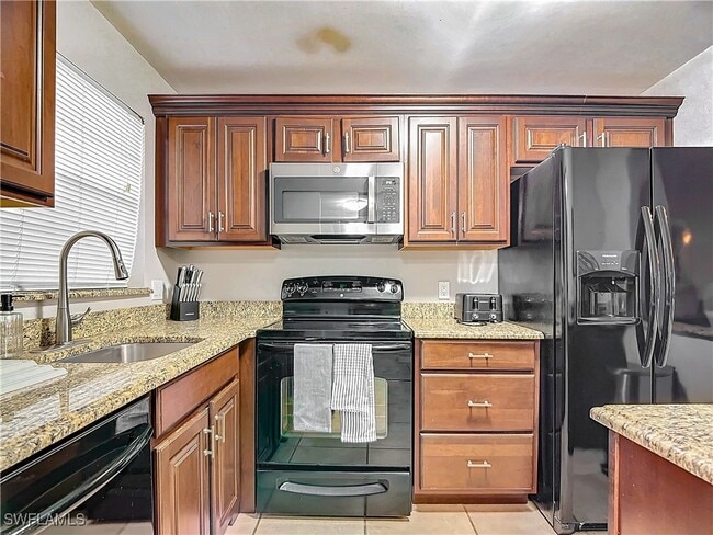 property at 175 Turtle Lake Ct
