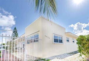 7975 Crespi Blvd in Miami Beach, FL - Building Photo