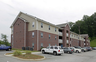 Oak Crest Apartments