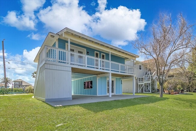 property at 606 Warsaw Dr