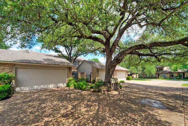 3704 Steck Ave in Austin, TX - Building Photo - Building Photo