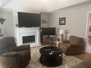 290 Pebble Creek Dr in Athens, GA - Building Photo - Building Photo