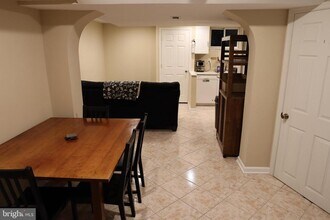 11202 TROY Rd in Rockville, MD - Building Photo - Building Photo