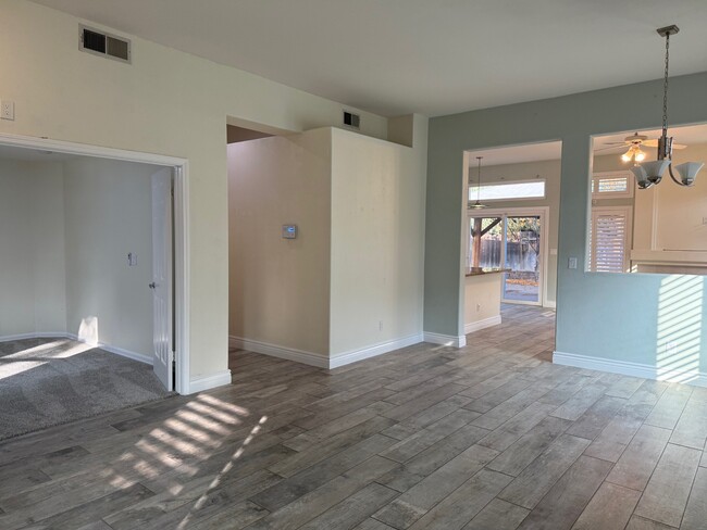 1781 Thomas Dehaven Ln in Tracy, CA - Building Photo - Building Photo