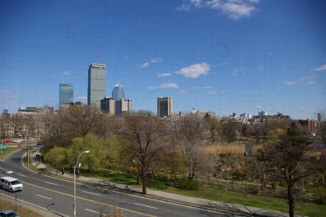 1167 Boylston St in Boston, MA - Building Photo - Building Photo