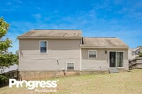 129 Cherry Laurel Dr photo'