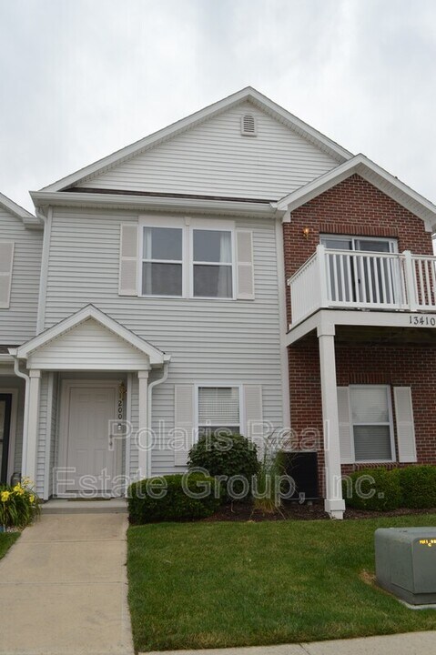 13410 White Granite Dr in Fishers, IN - Building Photo